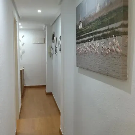Centrico En Proximo Parada De Metro Angel Guimera Apartment *